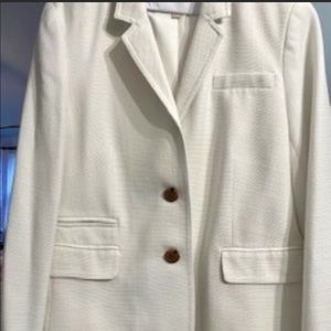 Beautiful White Classic Banana Republic Women’s Blazer size 14. Like New!
